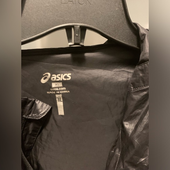 ASICS running jacket size XL - Picture 2 of 5